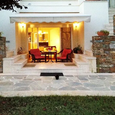 Lovely Apartm.near Airport Apartment *