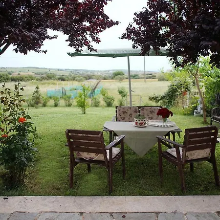 Lovely Apartm.near Airport * Kardiá