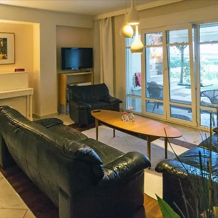 Appartement Lovely Apartm.near Airport Kardiá