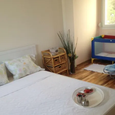 Lovely Apartm.near Airport * Kardiá