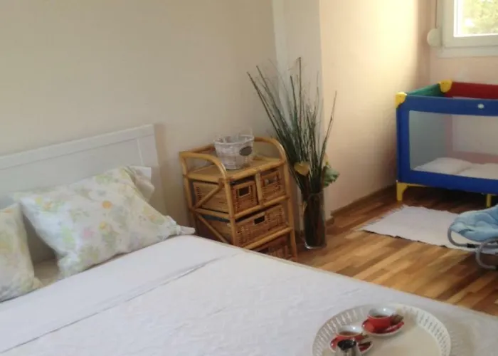 Lovely Apartm.near Airport * Kardiá
